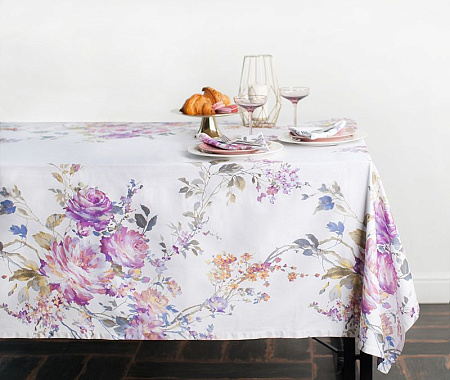 Anabella Tablecloth