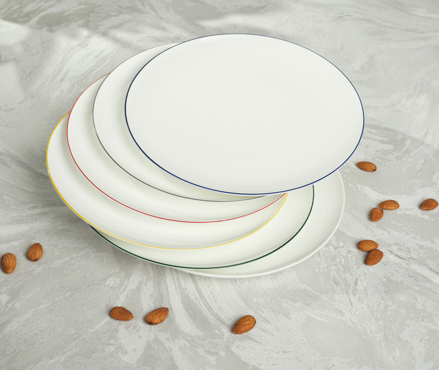 Set of SYMBOL dinner plates (mixed colors)